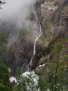 2014-08-01voringsfossen4